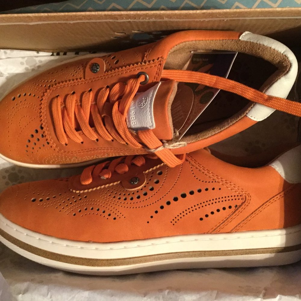 Relife Orange sneakers  laser cutout sides tried on never worn size 38